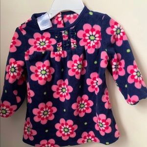 Baby girl clothes fleece material to 6-9 months